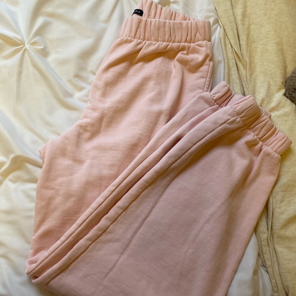 BRANDY MELVILLE pink sweatpants.
